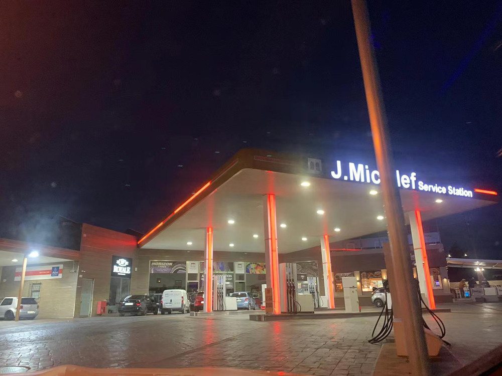 Project for recessed 100W LED canopy light for gas station